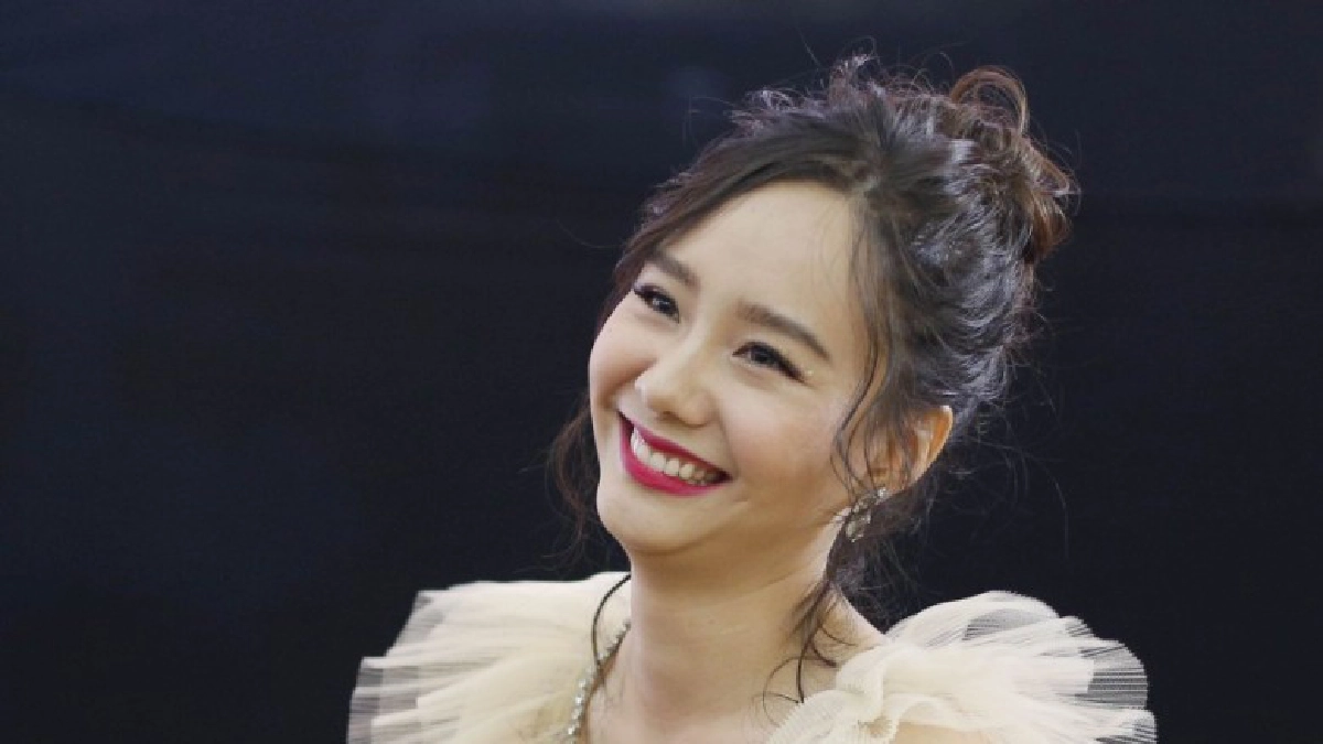 เอฟซี  'เต้ย-อาเล็ก' เตรียมลุ้น สงกรานต์นี้มีภาพคู่ (คลิป)  
