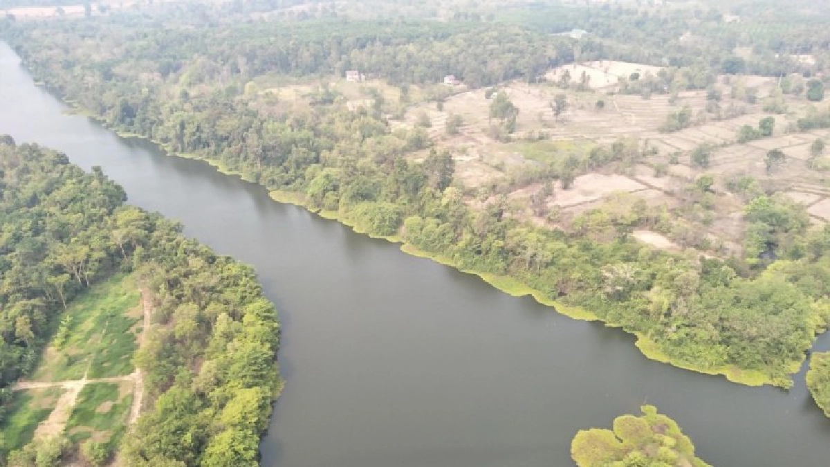 ฝนหลวงฯ เร่งติดตามสถานการณ์สาหร่ายบูม ในเขื่อนลำโดมใหญ่ ฝนหลวงฯ เร่งติดตามสถานการณ์สาหร่ายบูม ในเขื่อนลำโดมใหญ่