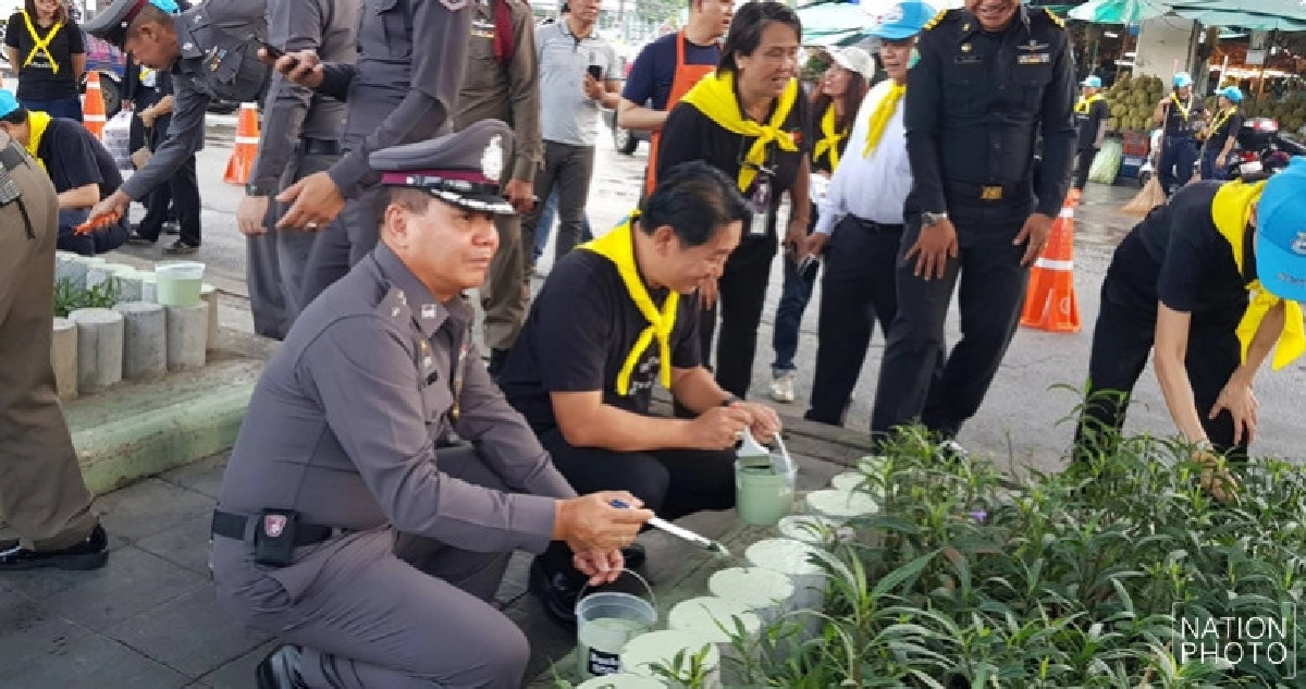 รวมพลังชาวคลองเตย Big Cleaning