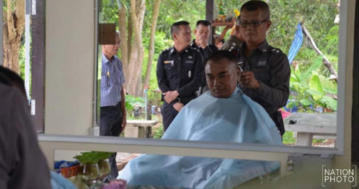 'เกรียนแกลง บาร์เบอร์ช็อป'ตัดผมฟรี!! ตร.-ปชช.