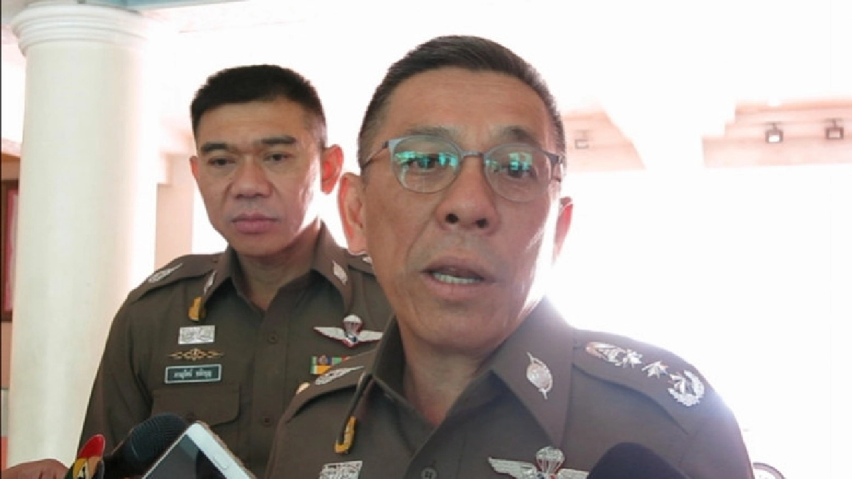'ชาญเทพ' ขอเวลาสอบเหตุเรี่ยไรเงินซื้อ 'แอร์' 'ชาญเทพ' ขอเวลาสอบเหตุเรี่ยไรเงินซื้อ 'แอร์'