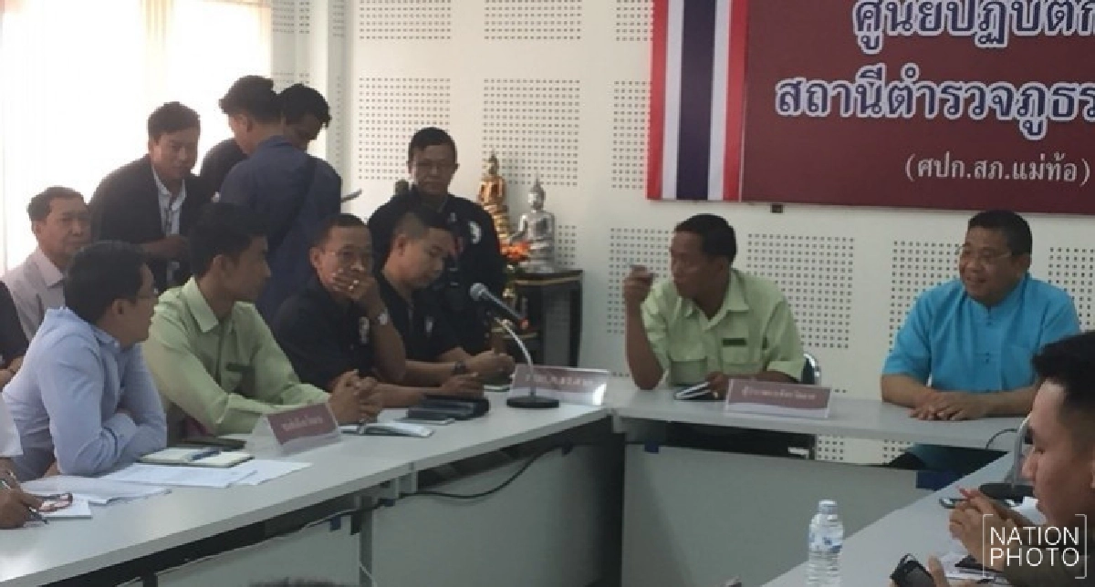 'ผวจ.เมียวดี'รุดติดตามไฟไหม้บัสย่างสดเมียนมา 'ผวจ.เมียวดี'รุดติดตามไฟไหม้บัสย่างสดเมียนมา