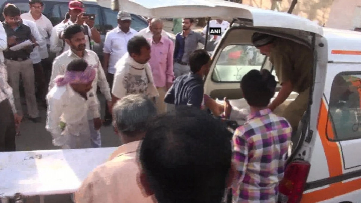 รุมฆ่าหนุ่มจัณฑาลฐานบังอาจเป็นเจ้าของม้า รุมฆ่าหนุ่มจัณฑาลฐานบังอาจเป็นเจ้าของม้า