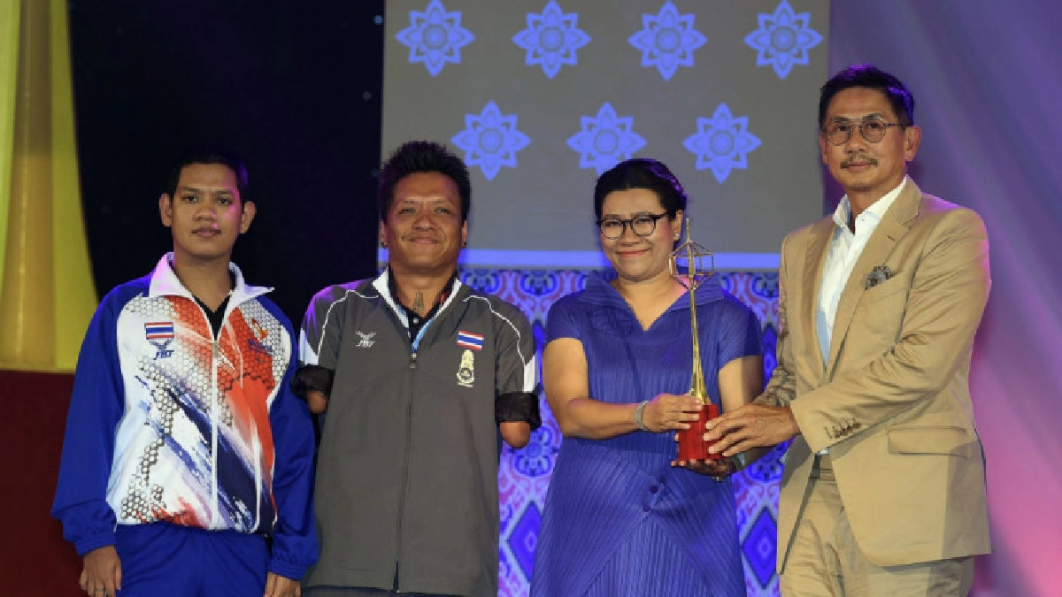  "หัวใจนักสู้" คว้ารางวัลโทรทัศน์ทองคำ