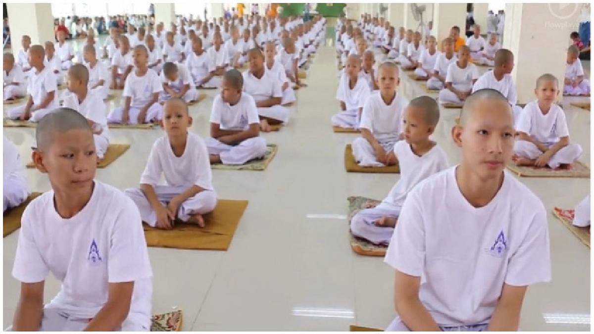 บรรพชาสามเณรภาคฤดูร้อนถวายเป็นพระราชกุศล(คลิป) บรรพชาสามเณรภาคฤดูร้อนถวายเป็นพระราชกุศล(คลิป)