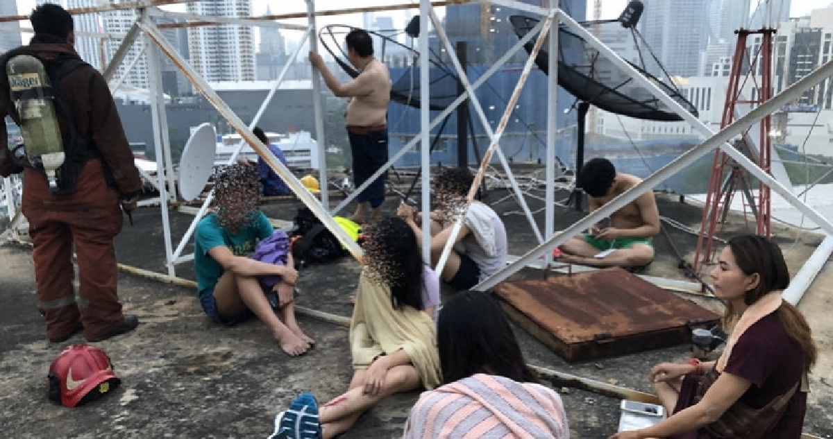 ไฟไหม้ 'ราชเทวี อพาร์ทเม้นท์' 20 ชีวิตระทึกหนีตาย