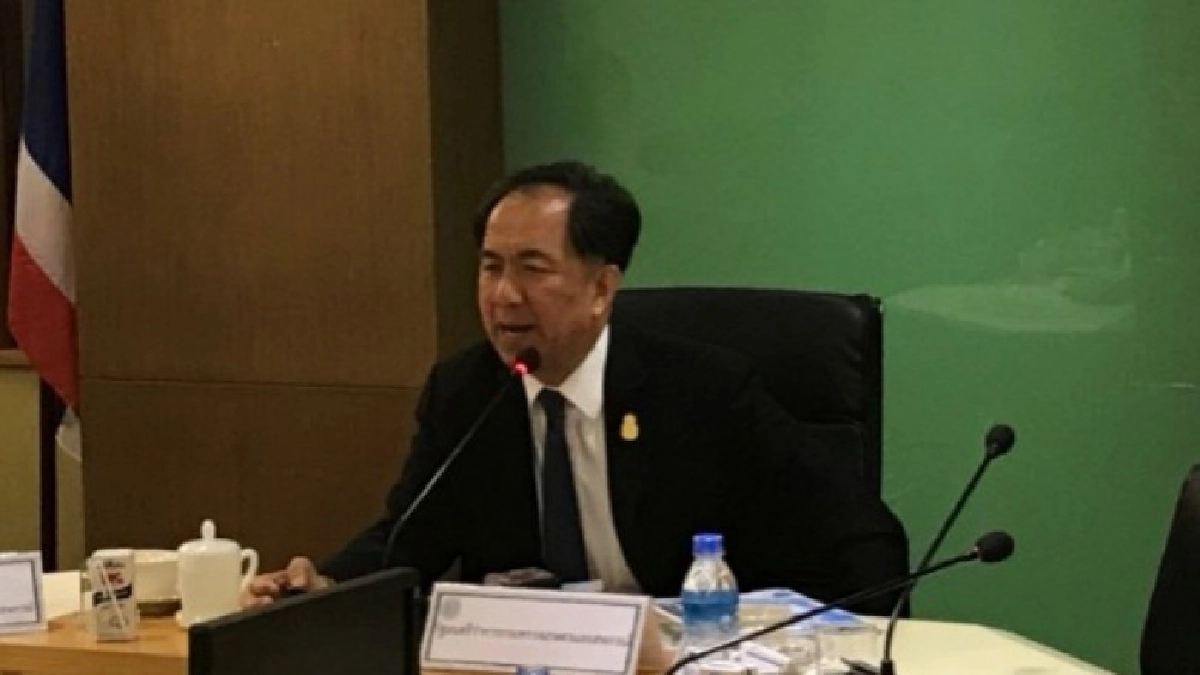 "กฤษฏา" เล็งทบทวนมาตรการชะลอส่งออกยาง 