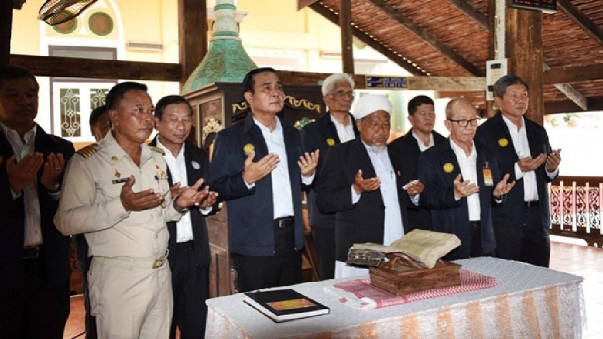 ประยุทธ์ เผยเหตุไม่สงบ "ชายแดนใต้" จนท.ทำเต็มที่ ประยุทธ์ เผยเหตุไม่สงบ "ชายแดนใต้" จนท.ทำเต็มที่