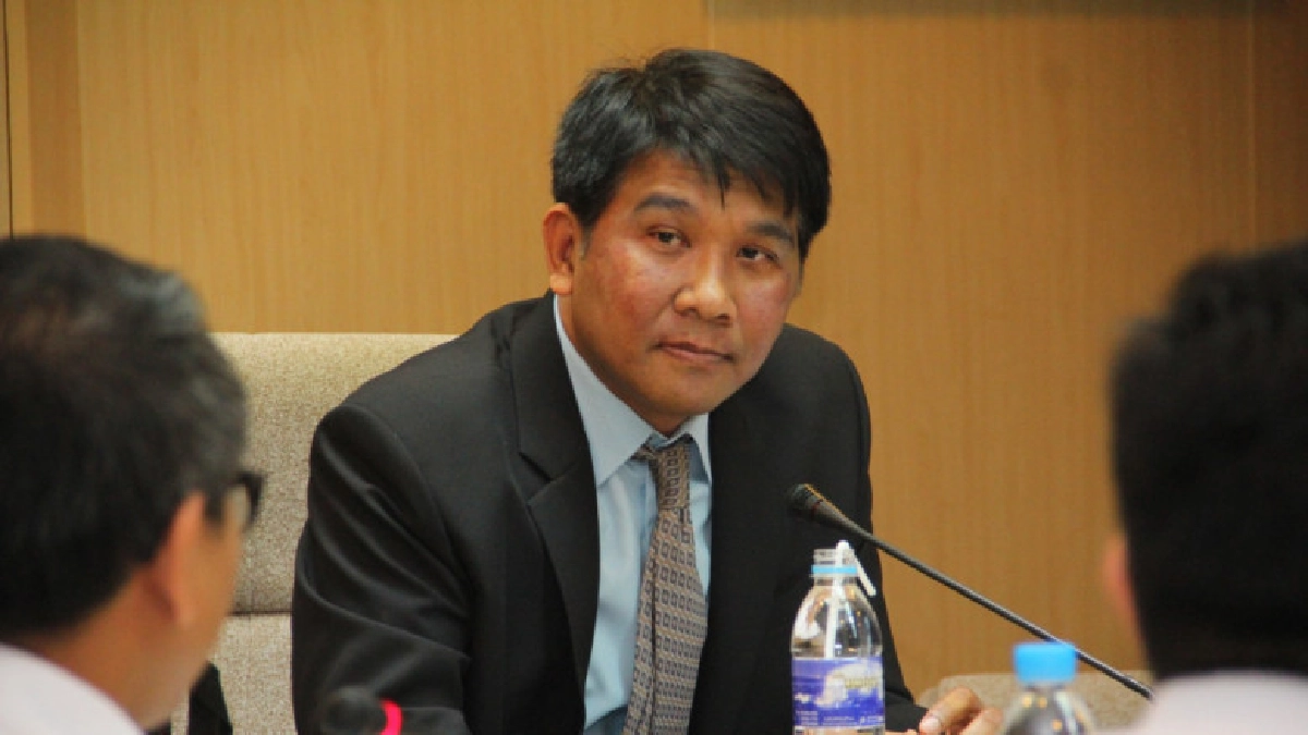 บอร์ดกยท. ตั้ง"ดร.ธนวรรธน์" นั่งเก้าอี้รักษาการผู้ว่าการฯ บอร์ดกยท. ตั้ง"ดร.ธนวรรธน์" นั่งเก้าอี้รักษาการผู้ว่าการฯ