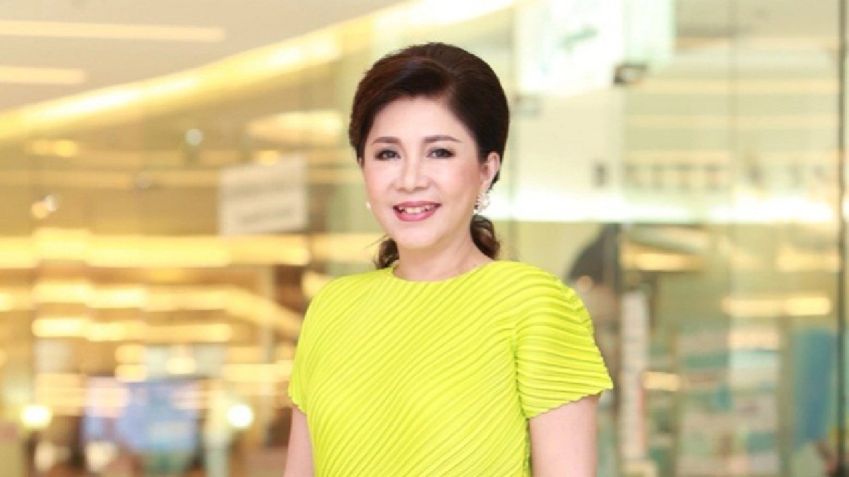 "จอย" ขวัญฤทัย อาสาพาสวยหนีร้อน