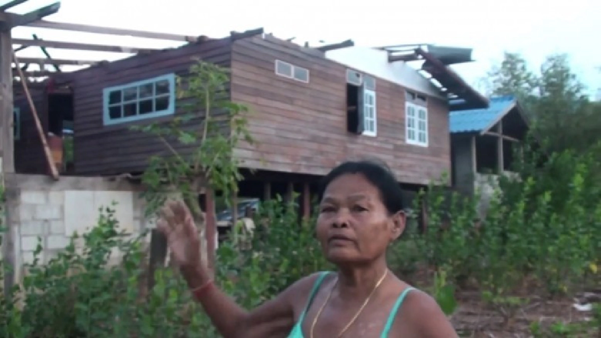 ช่วยด่วน ! 14 จังหวัดประสบวาตภัย ช่วยด่วน ! 14 จังหวัดประสบวาตภัย