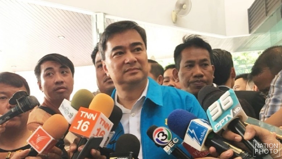 "แม่ทัพปชป."เตือน"สมคิด"อย่าฉวยโอกาสทางการเมือง "แม่ทัพปชป."เตือน"สมคิด"อย่าฉวยโอกาสทางการเมือง
