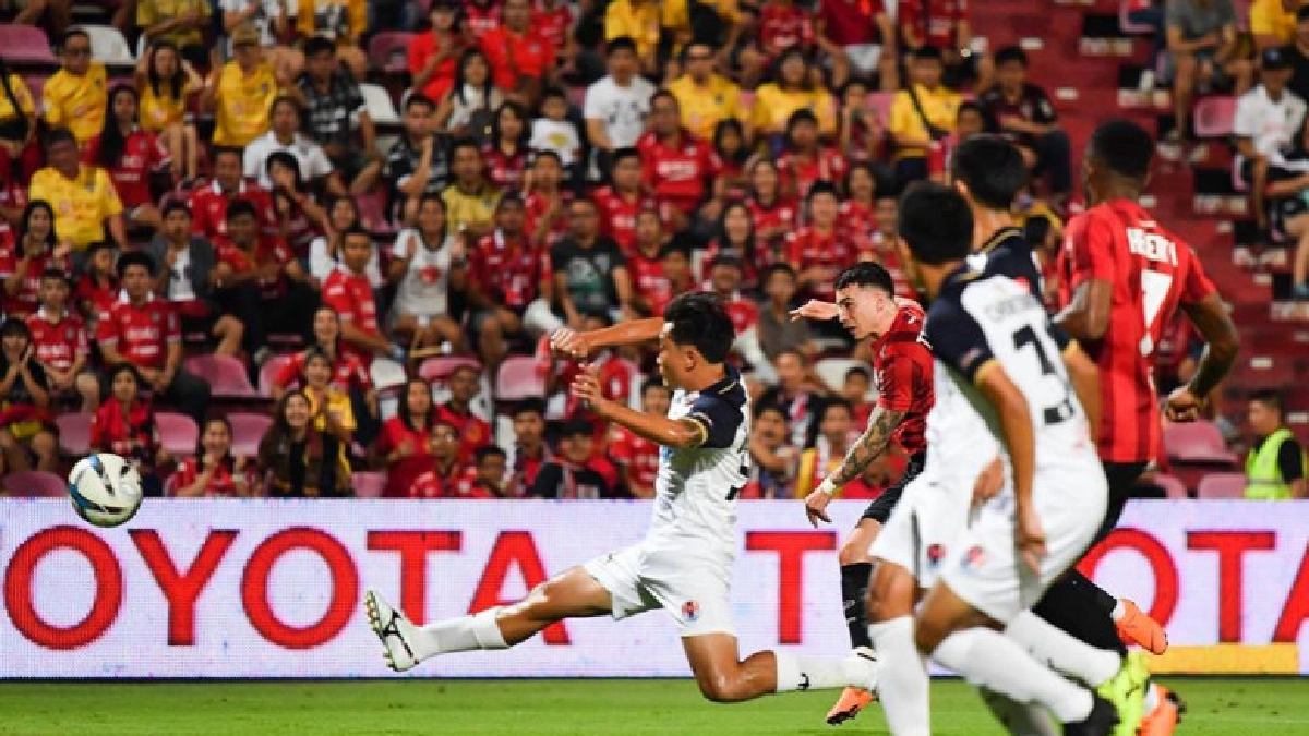 "เมืองทอง"ถล่ม"ราชนาวี"4-0ทะยานขึ้นที่3 "เมืองทอง"ถล่ม"ราชนาวี"4-0ทะยานขึ้นที่3