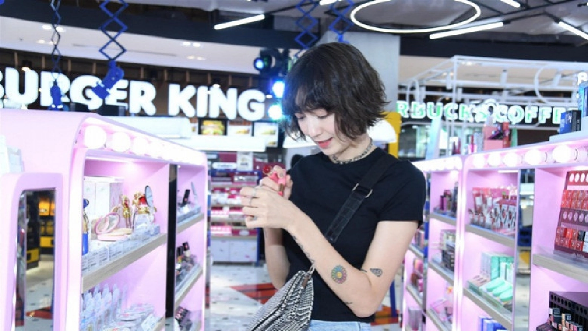 สวยไม่ใช่เล่น