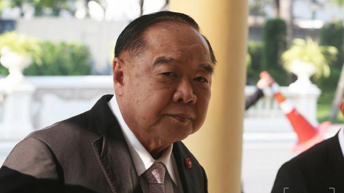 "ประวิตร" ยันโครงการเครื่องกรองน้้ำฯ ไม่เกี่ยวจัดซื้อจัดจ้าง "ประวิตร" ยันโครงการเครื่องกรองน้้ำฯ ไม่เกี่ยวจัดซื้อจัดจ้าง
