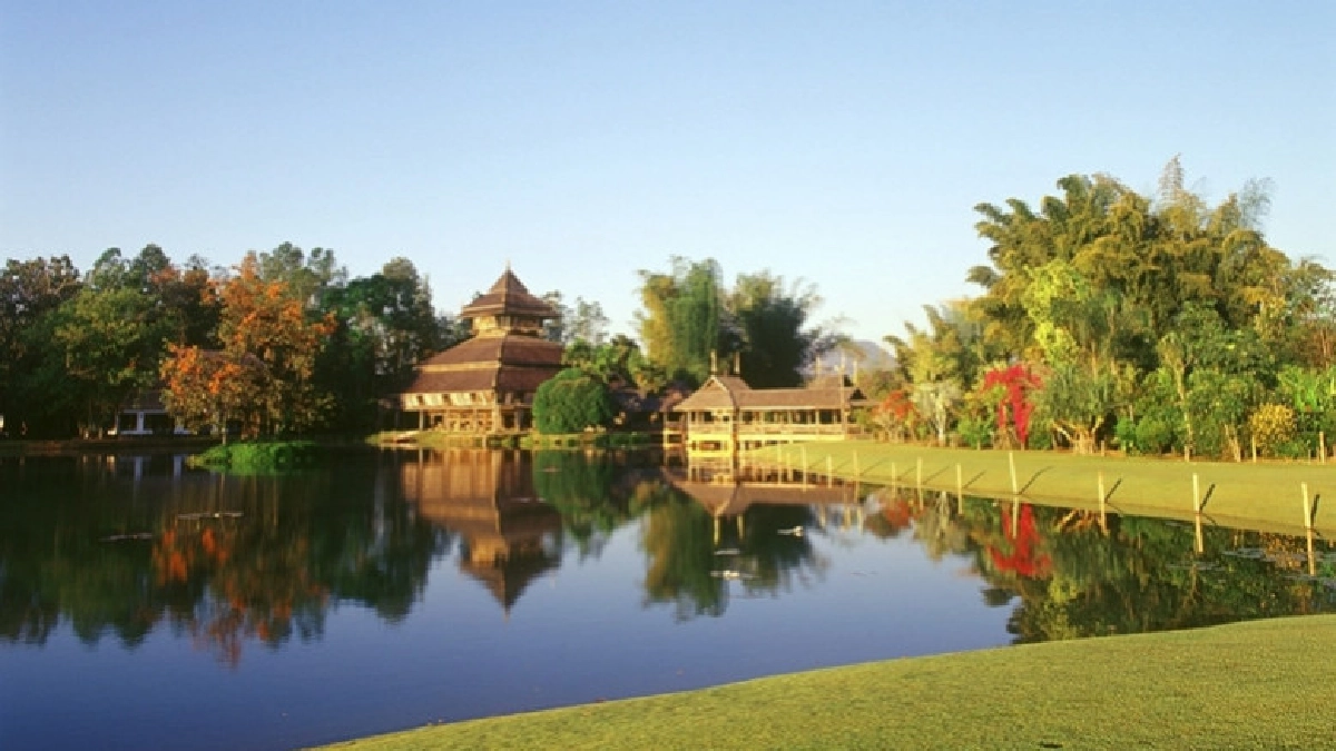 มูลนิธิแม่ฟ้าหลวงฯ ชวนรดน้ำดำหัวอย่างล้านนา มูลนิธิแม่ฟ้าหลวงฯ ชวนรดน้ำดำหัวอย่างล้านนา