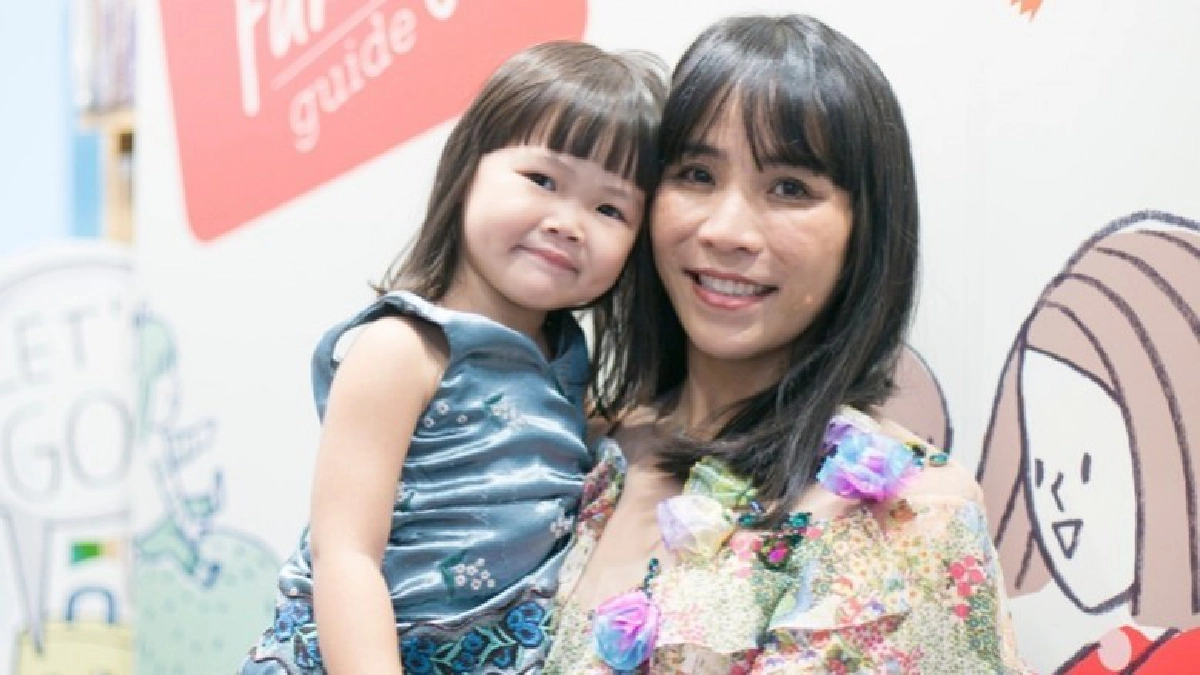 บันทึกเรื่องราวผ่านหนังสือ"กุ๊กกิ๊ก แฟมิลี่ ไกด์"