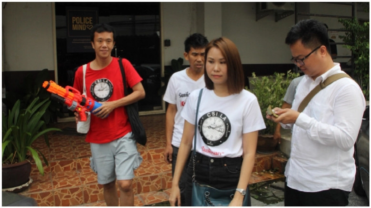 ตร.ปล่อยตัวนักเคลื่อนไหวเสื้อแดง!!  