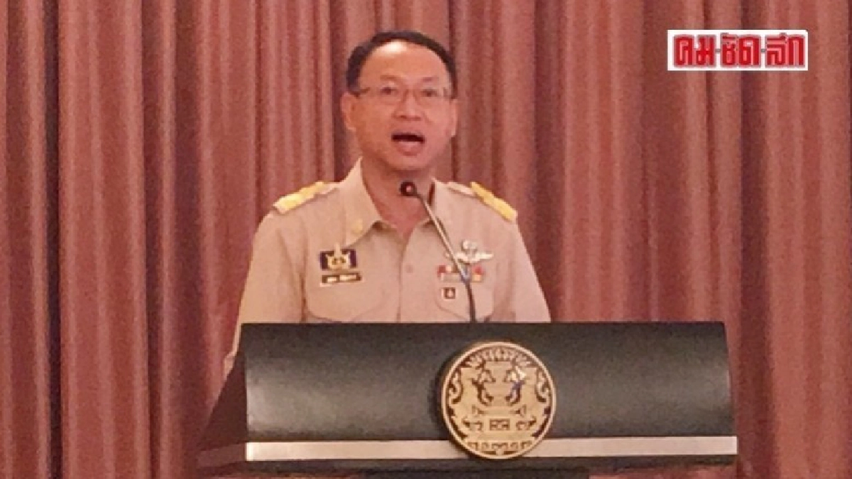 โยก 'ทศพร' เป็นเลขาฯสภาพัฒน์ ตั้ง 'ปกรณ์' เป็นนั่งก.พ.ร.แทน