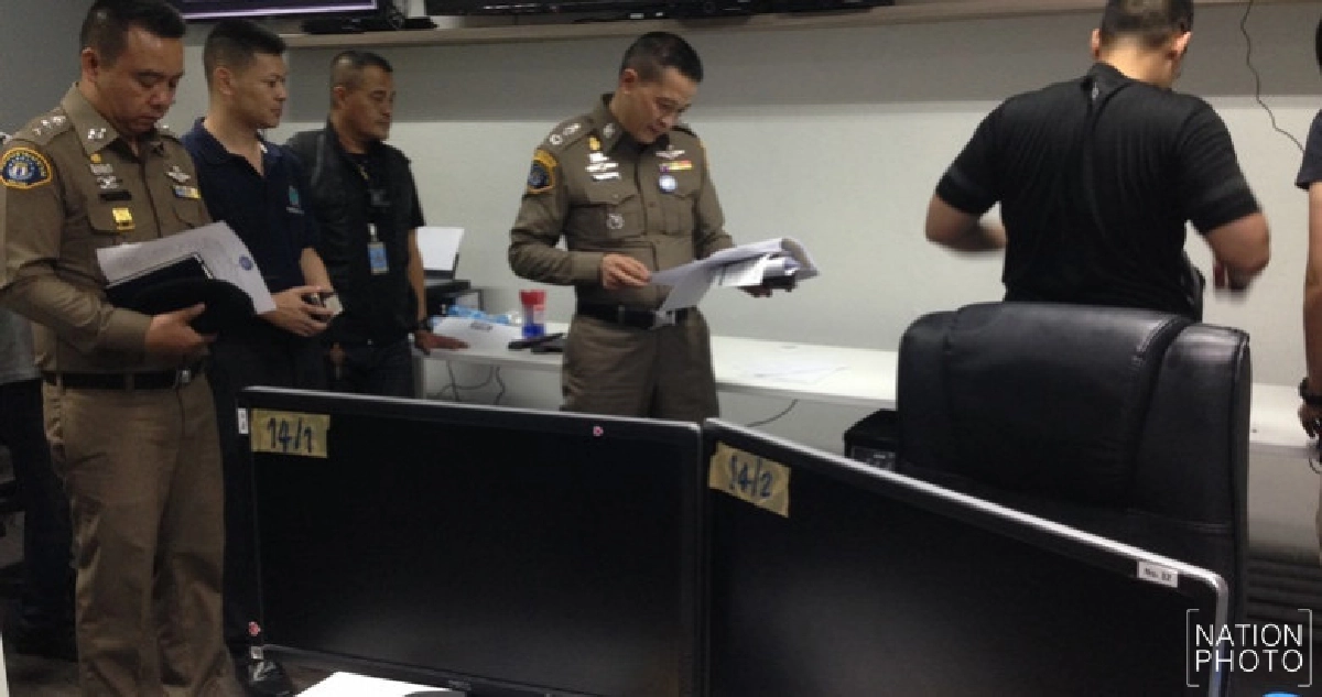 กองปราบฯ บุกจับบ่อนพนันออนไลน์ย่านบางกอกน้อย กองปราบฯ บุกจับบ่อนพนันออนไลน์ย่านบางกอกน้อย