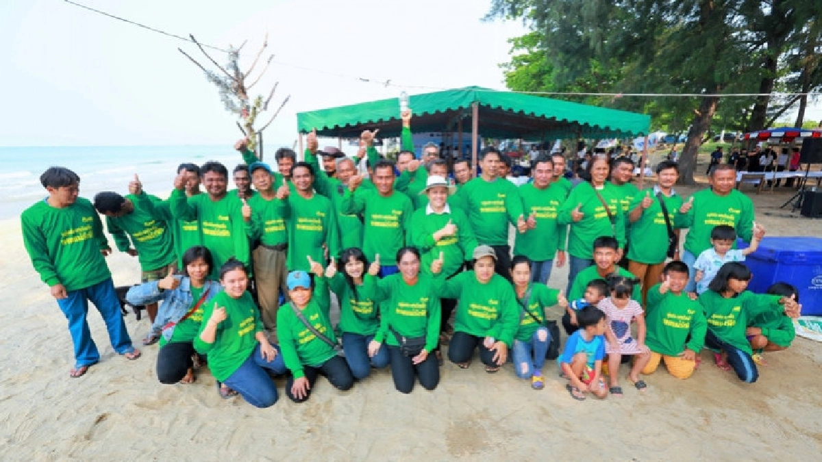 ปล่อยสัตว์น้ำคืนสมดุลสู่ท้องทะเล ปล่อยสัตว์น้ำคืนสมดุลสู่ท้องทะเล