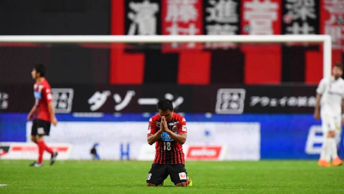 "ชนาธิป"เปิดใจหลังยิงประตูที่สามในเจลีก (คลิป) "ชนาธิป"เปิดใจหลังยิงประตูที่สามในเจลีก (คลิป)