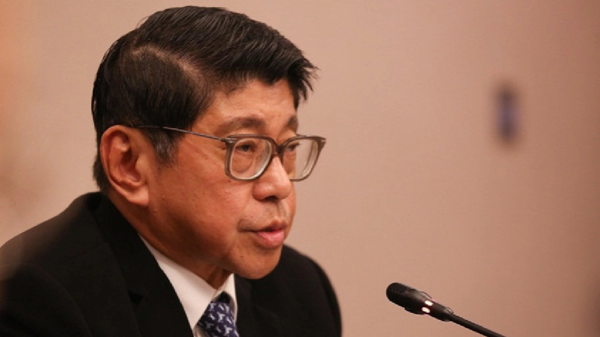 "วิษณุ"งดจ้อ แนวทางอุ้มทีวีดิจิทัล "วิษณุ"งดจ้อ แนวทางอุ้มทีวีดิจิทัล