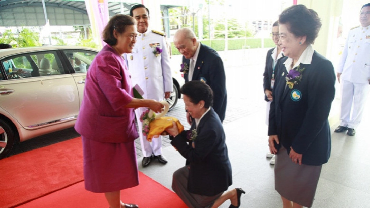 สมเด็จพระเทพฯ ทรงเป็นประธานประชุมมูลนิธิสถาบันโรคไตภูมิฯ สมเด็จพระเทพฯ ทรงเป็นประธานประชุมมูลนิธิสถาบันโรคไตภูมิฯ