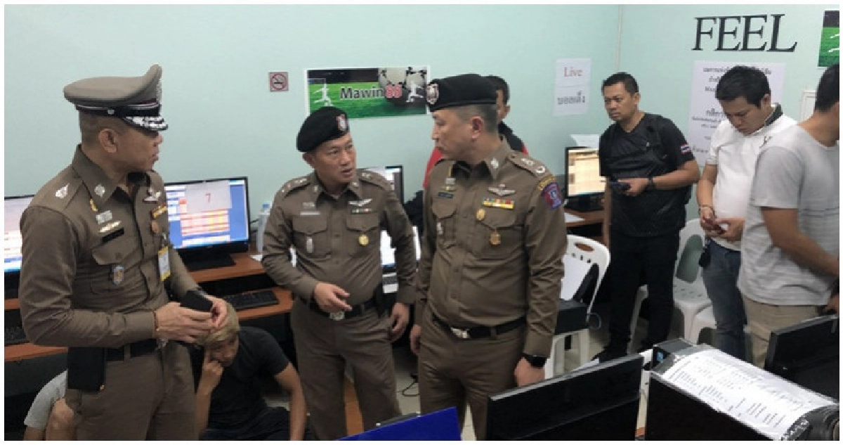   รองผบช.น.-191 บุกค้นสำนักงาน เปิดเล่นพนันบอล ออนไลน์ 