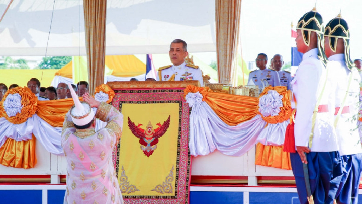 (ชมภาพชุด)งานพระราชพิธีพืชมงคลจรดพระนังคัลแรกนาขวัญ (ชมภาพชุด)งานพระราชพิธีพืชมงคลจรดพระนังคัลแรกนาขวัญ