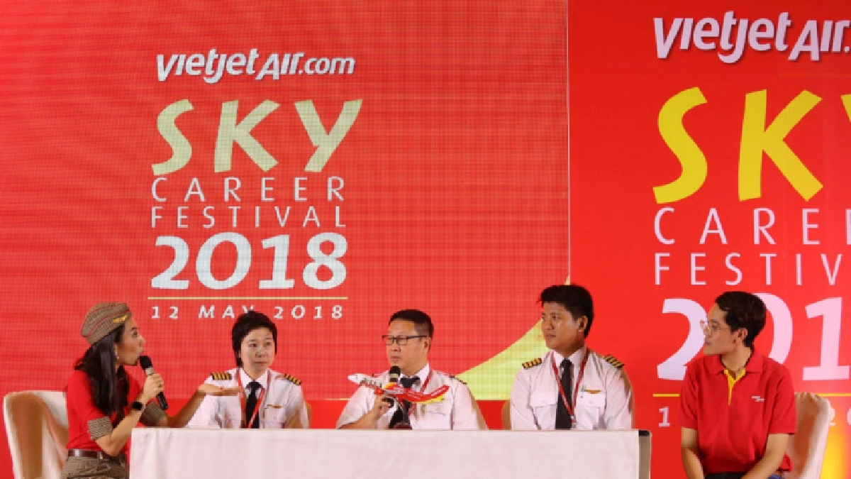 Vietjet Sky Career Festival 2018 แห่ร่วมสมัครงานนับพัน Vietjet Sky Career Festival 2018 แห่ร่วมสมัครงานนับพัน