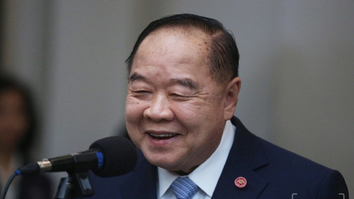 "บิ๊กป้อม" รับปึ้ก "ป๋าเหนาะ" นานแล้ว "บิ๊กป้อม" รับปึ้ก "ป๋าเหนาะ" นานแล้ว