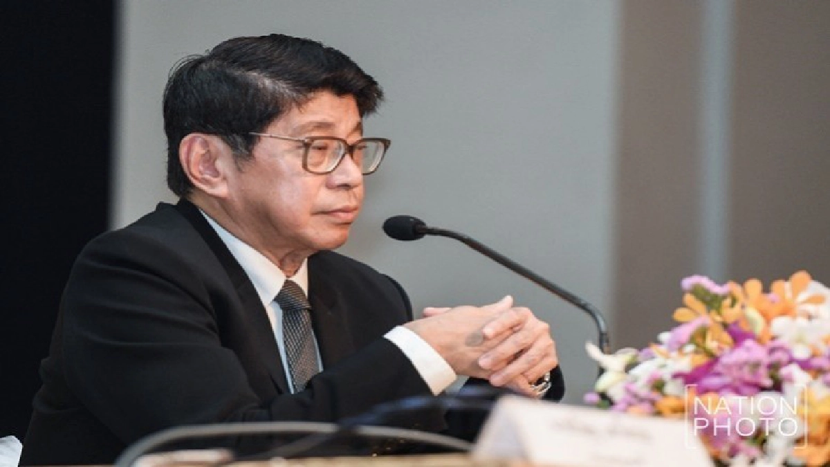 "วิษณุ"ยก"โคลงโลกนิติ"ตอบอนาคตทางการเมืองของตัวเอง "วิษณุ"ยก"โคลงโลกนิติ"ตอบอนาคตทางการเมืองของตัวเอง