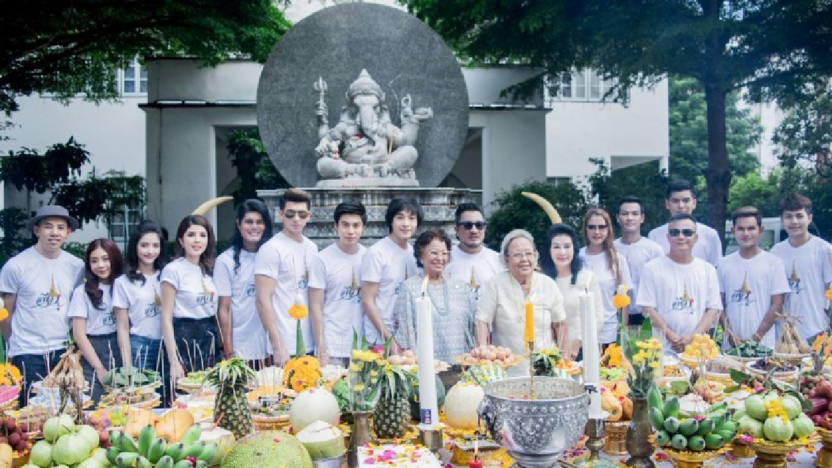 "เอกชัย" เปิดกล้องหนังใหม่ "สีดา" "เอกชัย" เปิดกล้องหนังใหม่ "สีดา"