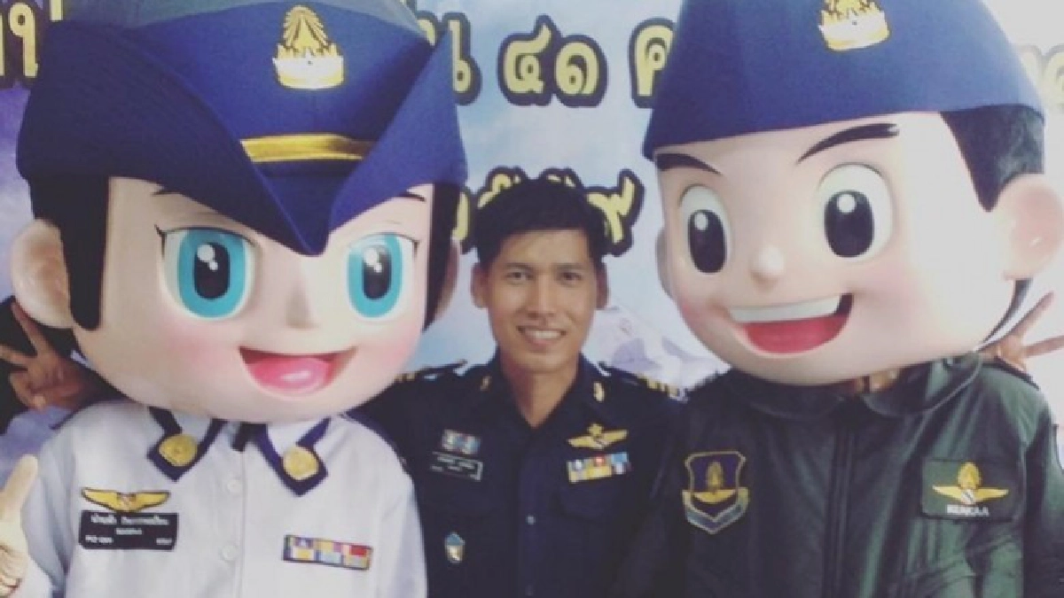 ผบ.ทอ.รับศพนักบิน เครื่องบินซ้อมรบตก บ่ายนี้ ผบ.ทอ.รับศพนักบิน เครื่องบินซ้อมรบตก บ่ายนี้