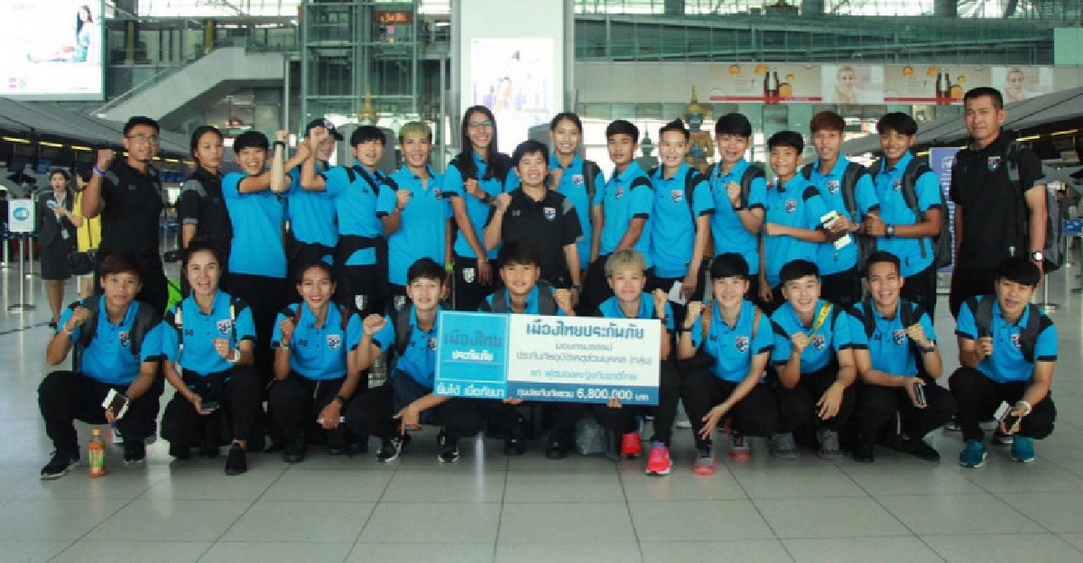 แข้งสาวบุกอิเหนา แข้งสาวบุกอิเหนา
