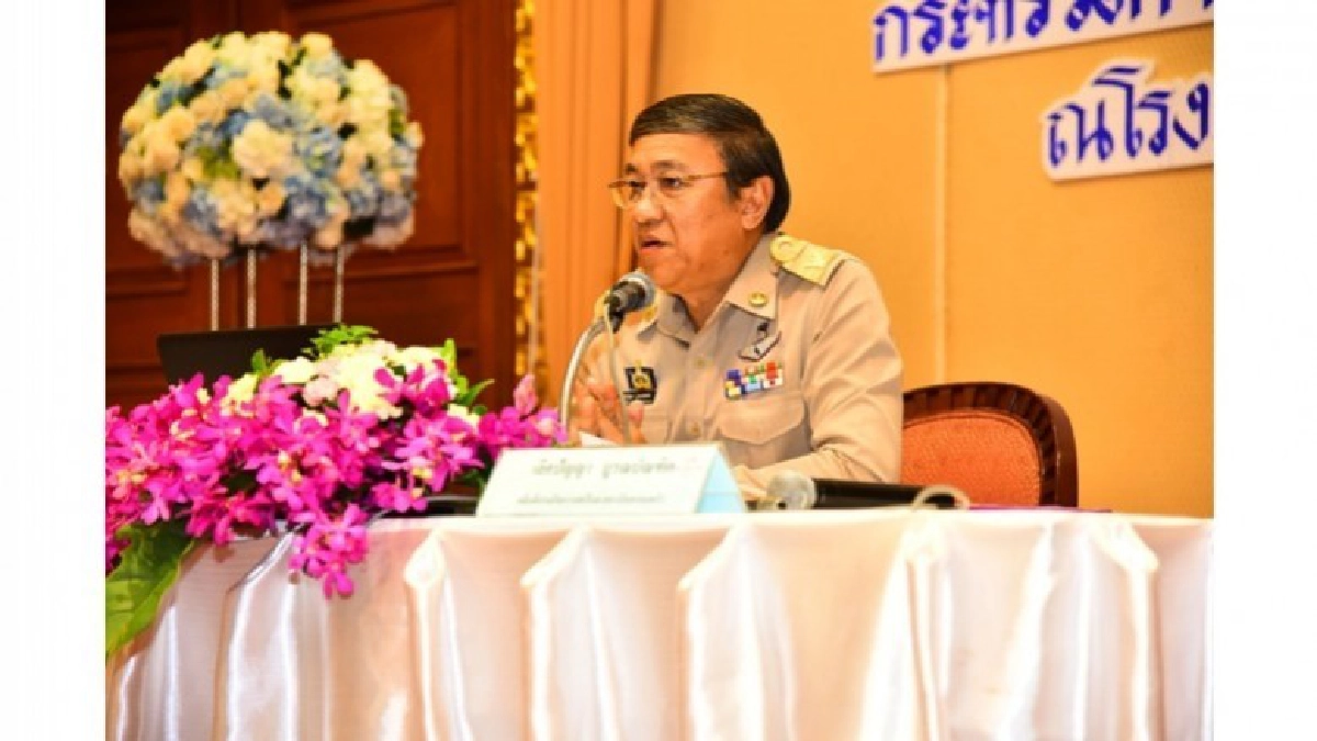 สค. เร่งพัฒนากฎหมายเพื่อคุ้มครองสวัสดิภาพสตรีและครอบครัว สค. เร่งพัฒนากฎหมายเพื่อคุ้มครองสวัสดิภาพสตรีและครอบครัว