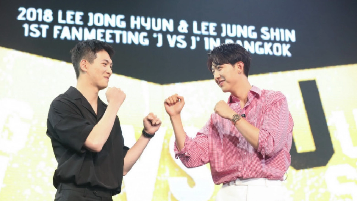 'จงฮยอน' ปะทะ 'จองชิน' ในงานแฟนมีตติ้ง