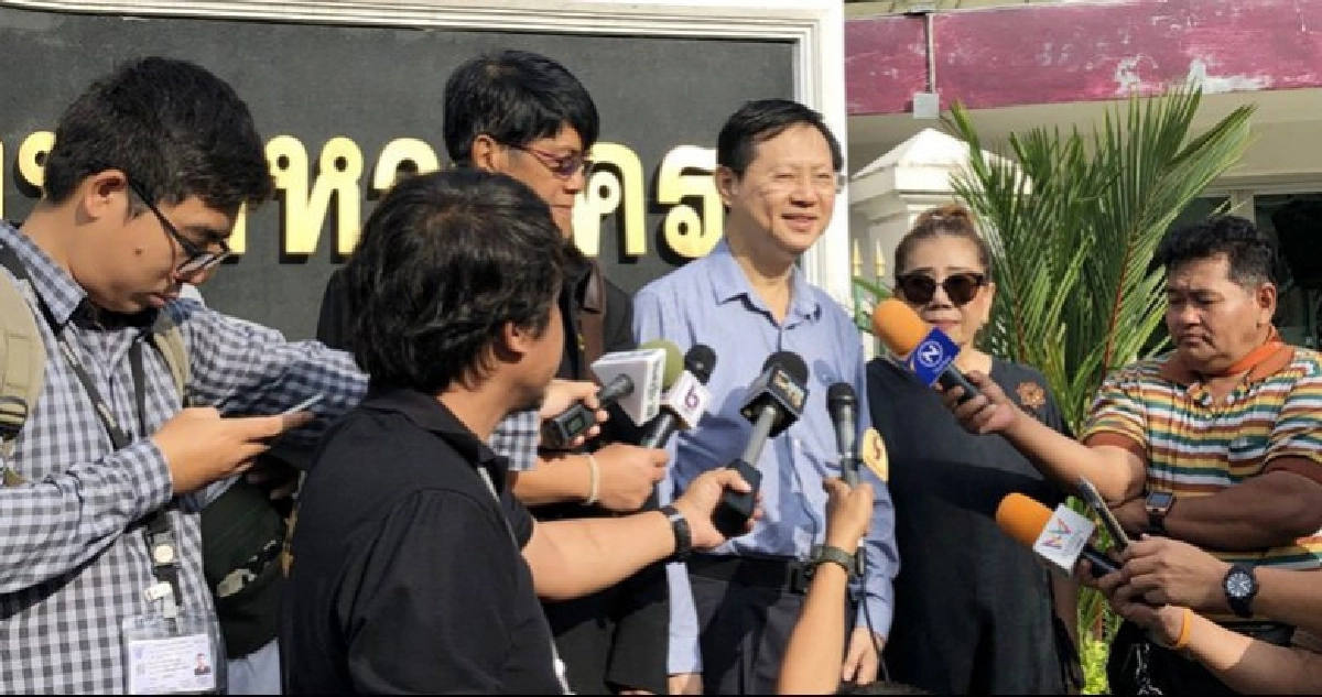 กลุ่มศิษย์รอเยี่ยมอดีตพุทธะอิสระ กลุ่มศิษย์รอเยี่ยมอดีตพุทธะอิสระ