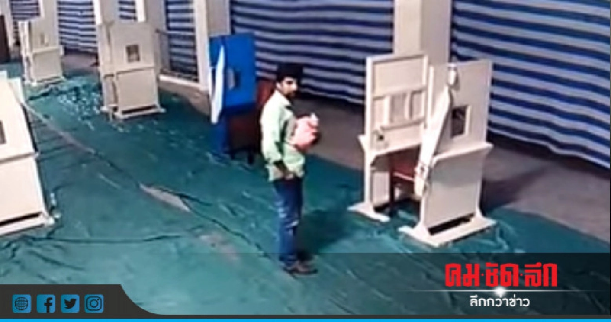 (มีคลิป)พ่อจูบลูกวัยแบเบาะก่อนทิ้งหน้าโบสถ์ด้วยเหตุผลชวนอึ้ง (มีคลิป)พ่อจูบลูกวัยแบเบาะก่อนทิ้งหน้าโบสถ์ด้วยเหตุผลชวนอึ้ง