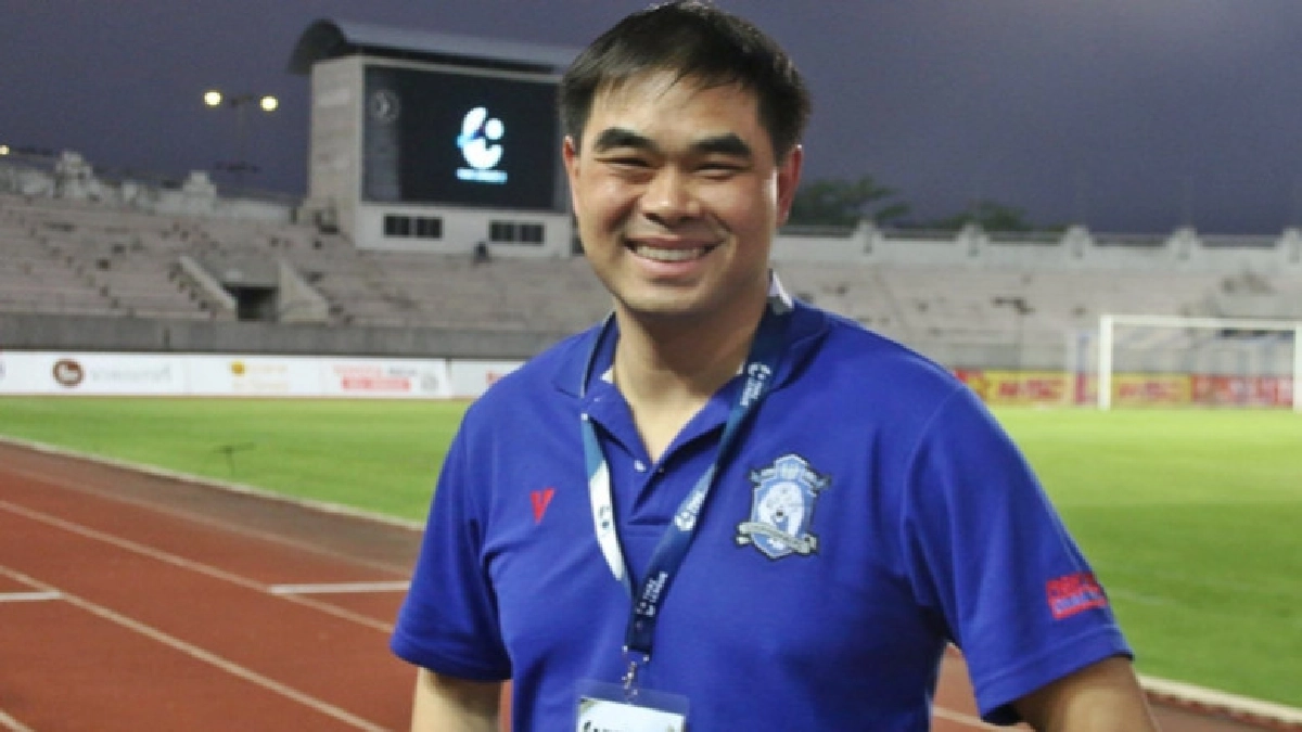 "หมอเก่ง" พัฒนาทีมฟุตบอลบ้านเกิด"เชียงใหม่เอฟซี" "หมอเก่ง" พัฒนาทีมฟุตบอลบ้านเกิด"เชียงใหม่เอฟซี"