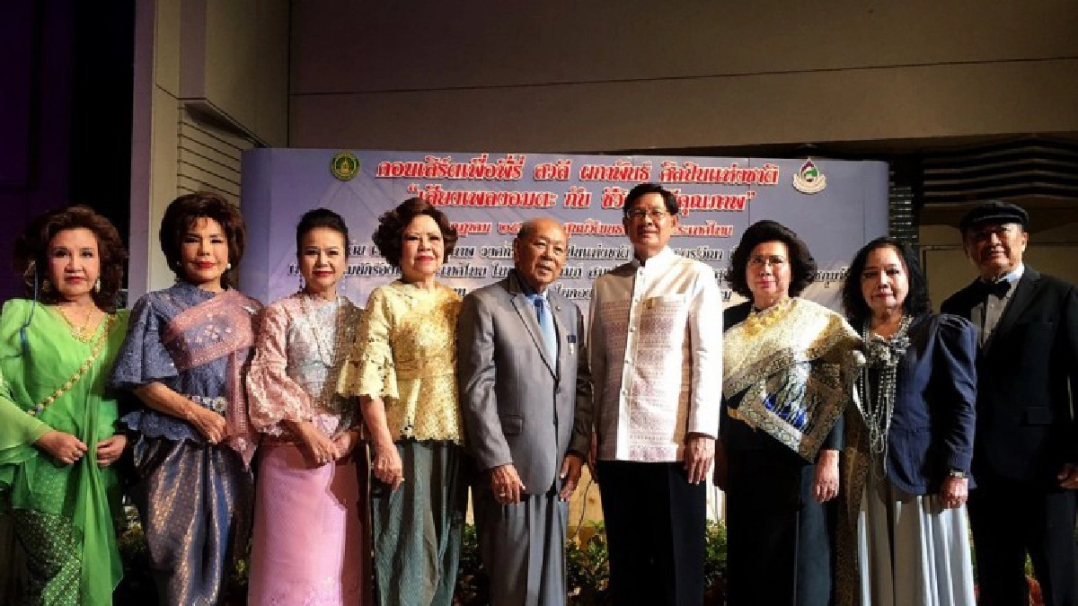 สุเทพ วงศ์กำแหง นำทีมจัดคอนเสิร์ตเพื่อพี่รี่ สวลี ผกาพันธุ์