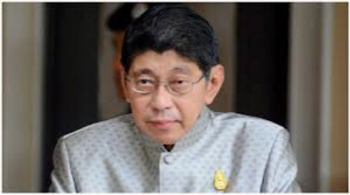 "วิษณุ"หารือสามฝ่ายคำสั่งคสช. "วิษณุ"หารือสามฝ่ายคำสั่งคสช.