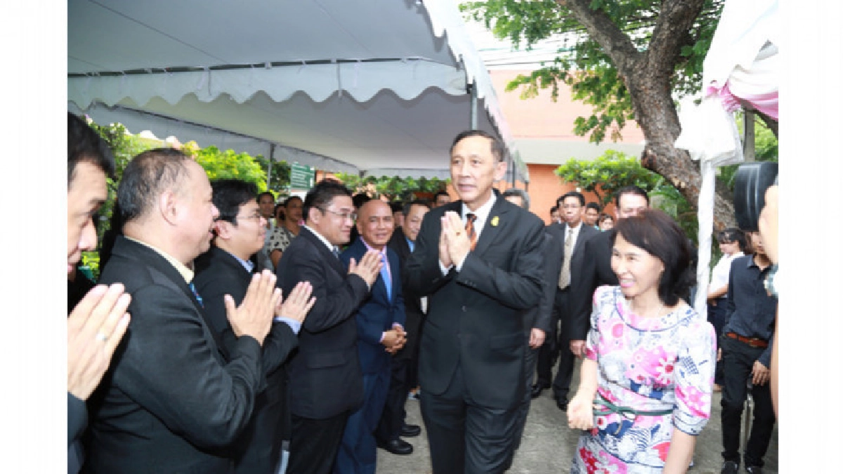 พม. เชิญร่วมบริจาคช่วยเหลือผู้ประสบปัญหาสังคม พม. เชิญร่วมบริจาคช่วยเหลือผู้ประสบปัญหาสังคม