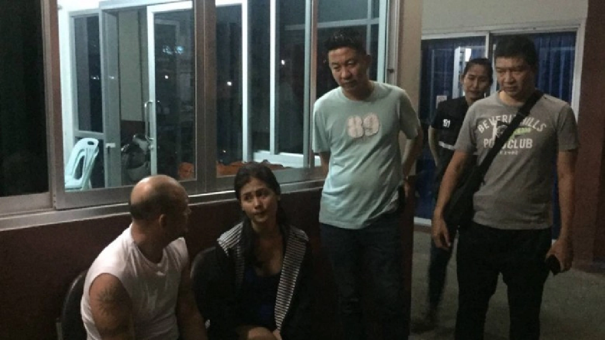 ตร.รวบหนุ่มโคลัมเบีย พร้อมเมียไทยก่อเหตุลักทรัพย์ ตร.รวบหนุ่มโคลัมเบีย พร้อมเมียไทยก่อเหตุลักทรัพย์