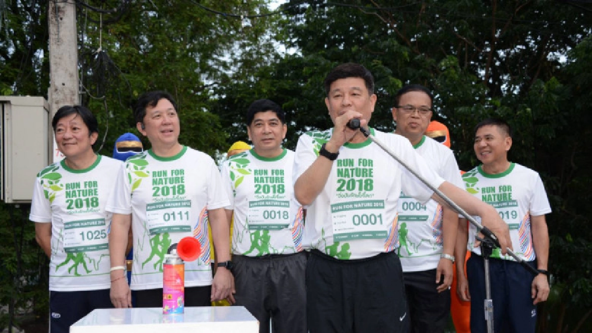 ทส. จัดกิจกรรมอินเทรนด์ "วิ่งปันรักษ์ให้โลก" ลดขยะพลาสติก