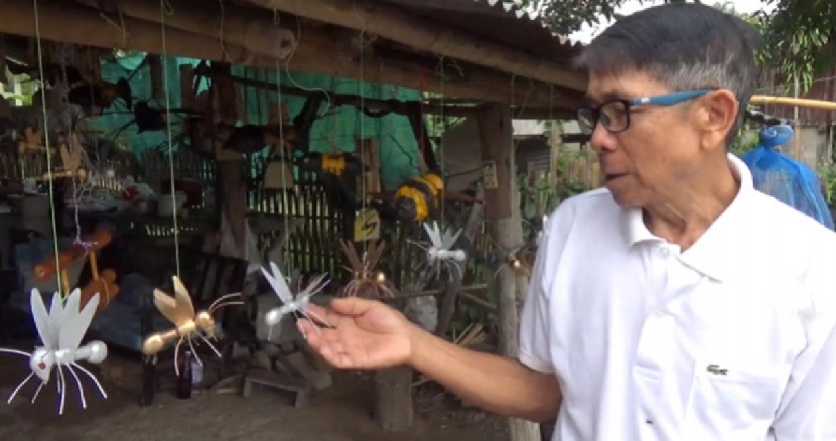 พ่อเฒ่าสร้างเครื่องรางนำโชค "ตัวเงิน ตัวทอง" พ่อเฒ่าสร้างเครื่องรางนำโชค "ตัวเงิน ตัวทอง"