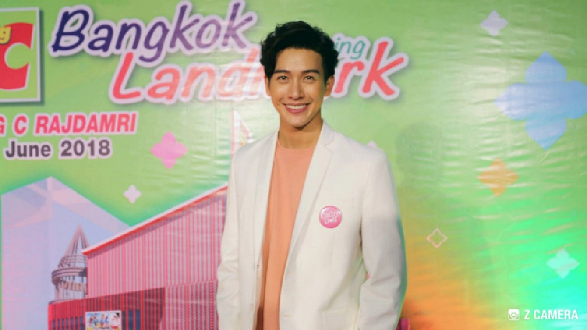 รู้ไหม' พุฒ'คือนักแสดงไทยคนแรกคว้ารางวัลจากเซียงไฮ้ 