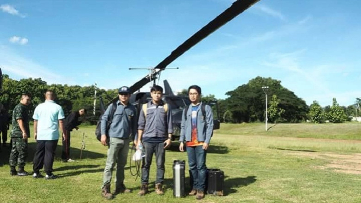 กฟผ.แม่เมาะส่งทีม-Borescope ขึ้น ฮ.หา 13 ชีวิตถ้ำหลวง กฟผ.แม่เมาะส่งทีม-Borescope ขึ้น ฮ.หา 13 ชีวิตถ้ำหลวง