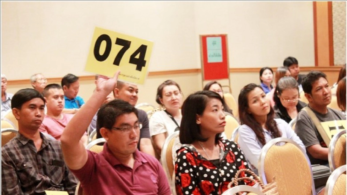 'มหกรรม'ขายทอดตลาดวันหยุด กวาดรายได้ 48 ล้าน 'มหกรรม'ขายทอดตลาดวันหยุด กวาดรายได้ 48 ล้าน